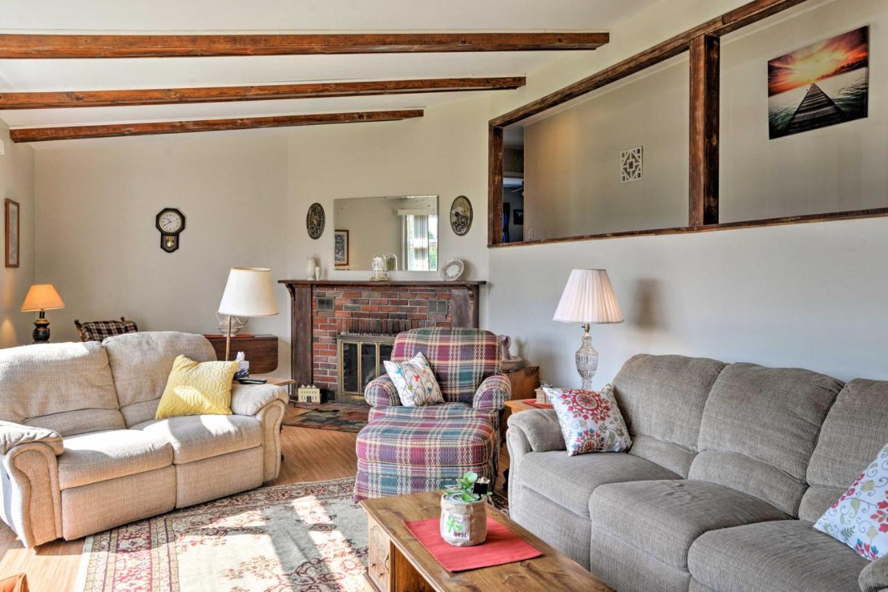 Mayfield Home With Private Dock On Lake Sacandaga! Broadalbin Bagian luar foto