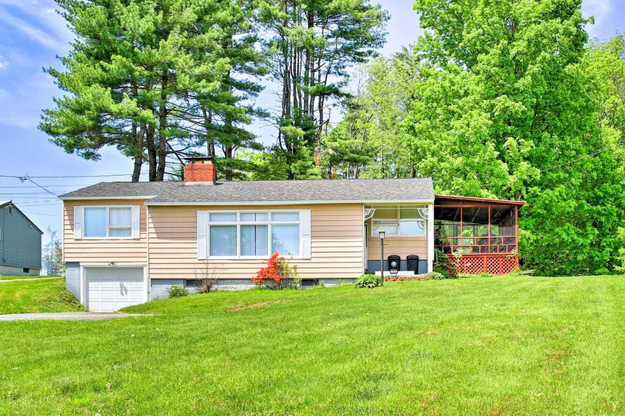Mayfield Home With Private Dock On Lake Sacandaga! Broadalbin Bagian luar foto